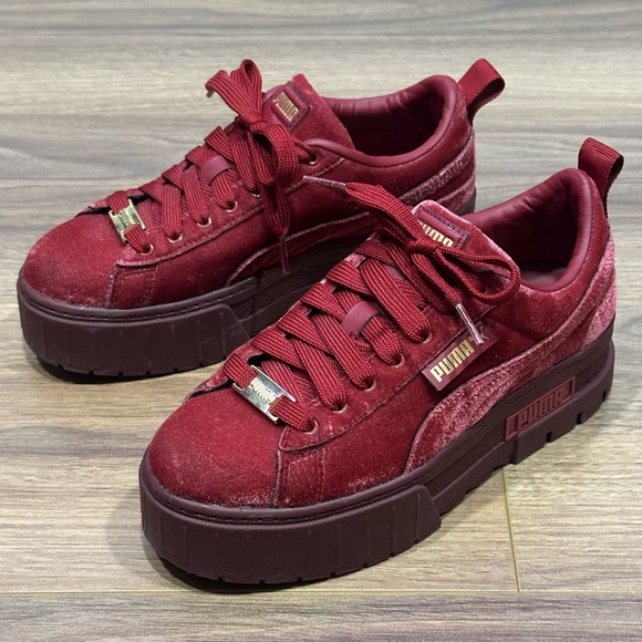 Puma Mayze Velvet Platform Sneaker in Tibetan Red/Gold Size 6.5 - Picture 1 of 16